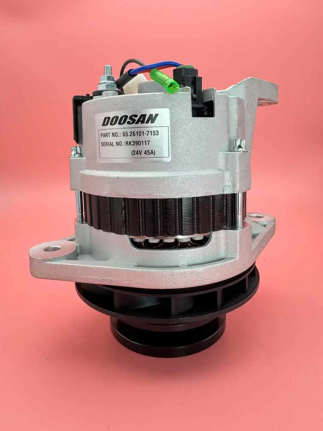 Củ phát nạp ( alternator ) Doosan 65.26101-7153 24V/45A